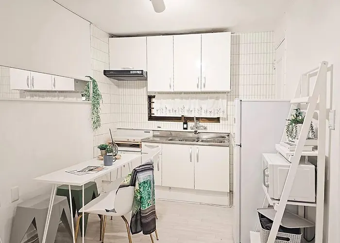 Apartment Hue