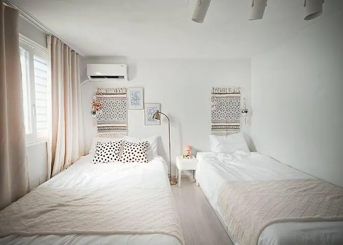 Hue Apartment Seoul